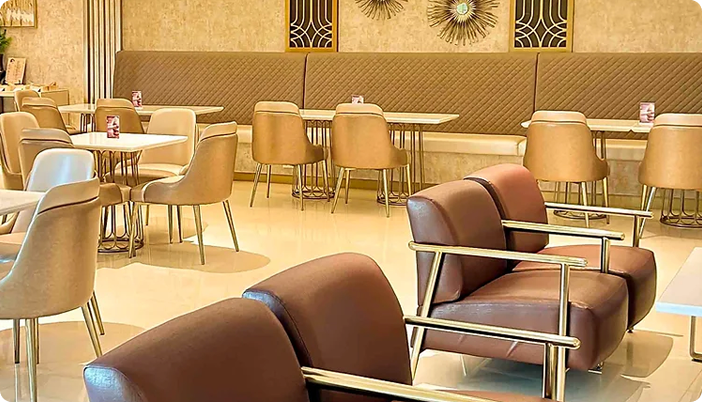 Cafe Rodolfo의 내부 모습이 담긴 배너이미지